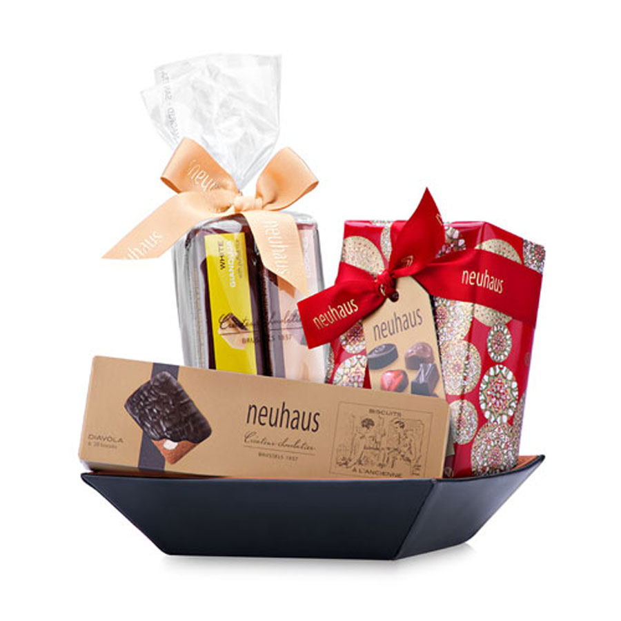 Neuhaus Christmas Sweets Gift Hamper Delivery in Germany