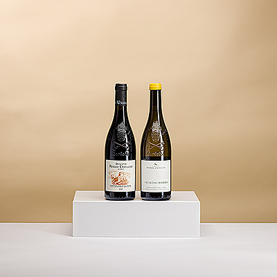 Nous sommes fiers de ce duo de vins rouges et blancs de Châteauneuf-du-Pape provenant des vignobles familiaux de premier ordre du Domaine Pierre Usseglio.