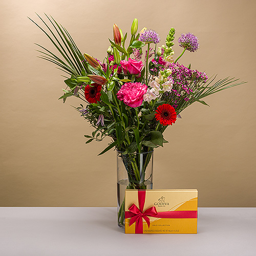 Bouquet romantique pour la Saint-Valentin avec chocolat Godiva